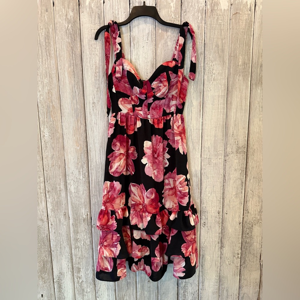 Sofia by Sofia Vergara Pink and Black Floral Chemise
